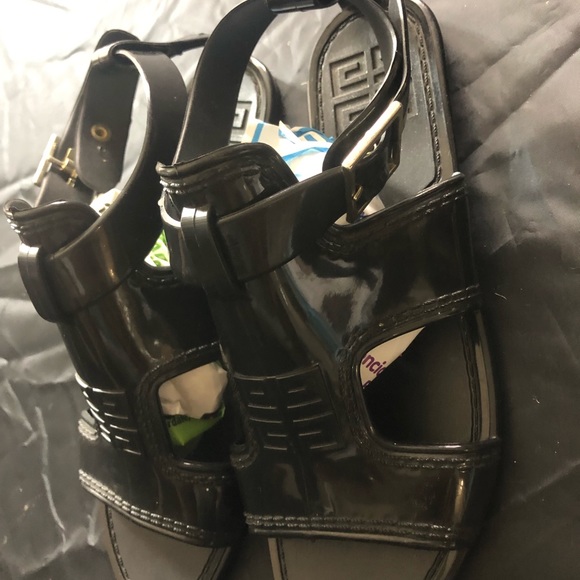 Givency Jelly Gladiator Sandals - Picture 4 of 14